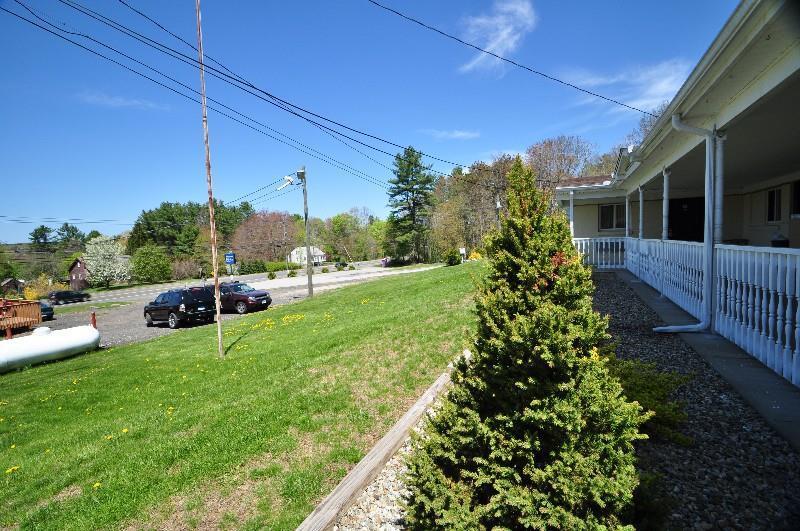 Passport Inn & Suites Chaplin Exterior photo